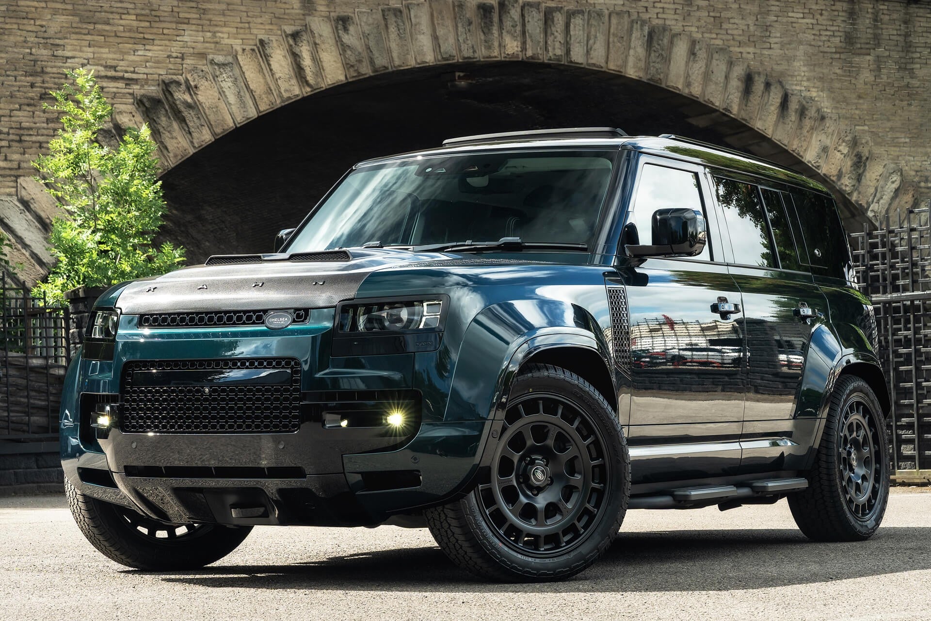 Land Rover Defender 110 P400