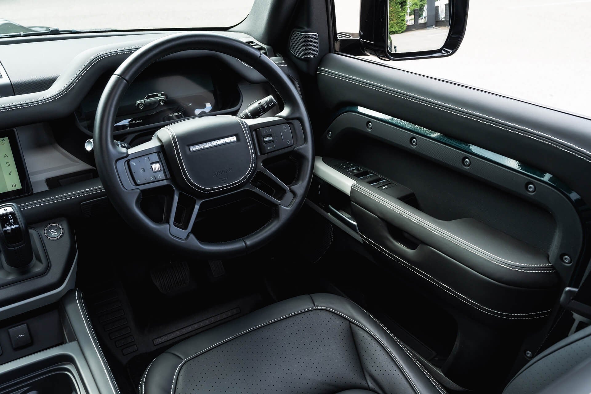 Land Rover Defender 110 P400