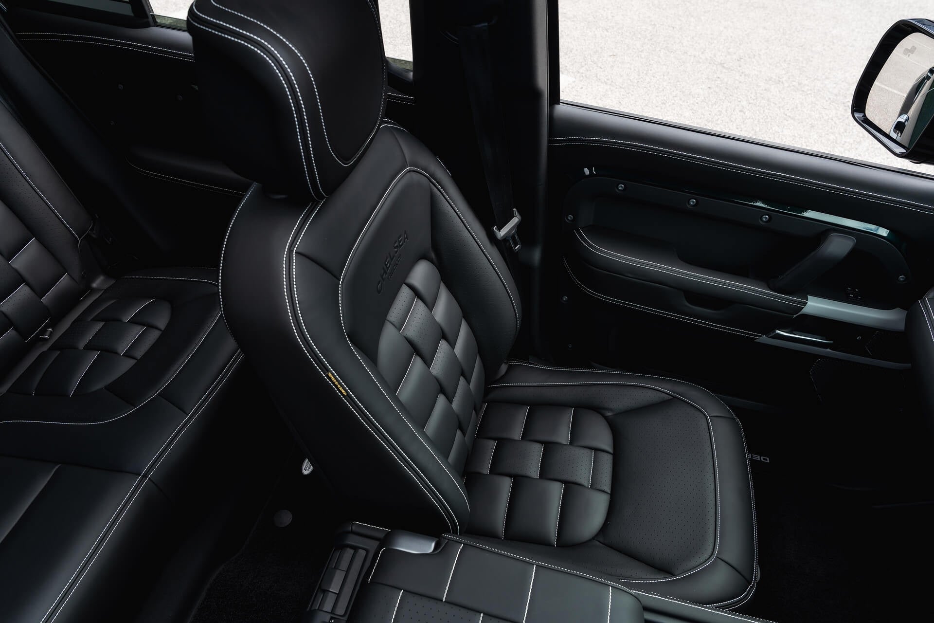 Land Rover Defender 110 P400
