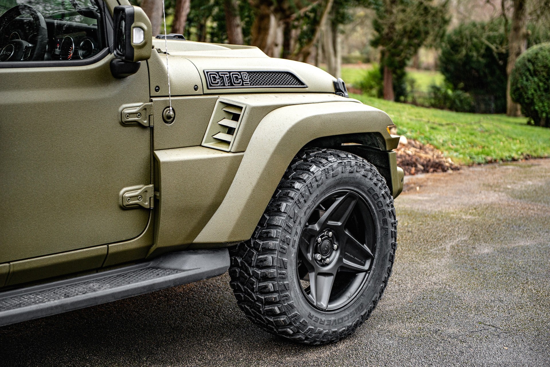 Jeep Wrangler Sahara
