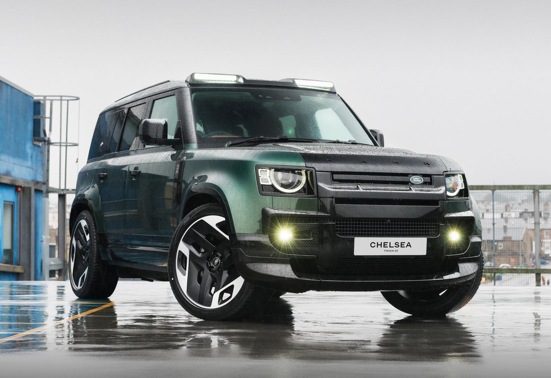 Land Rover Defender 110 P425 V8 X