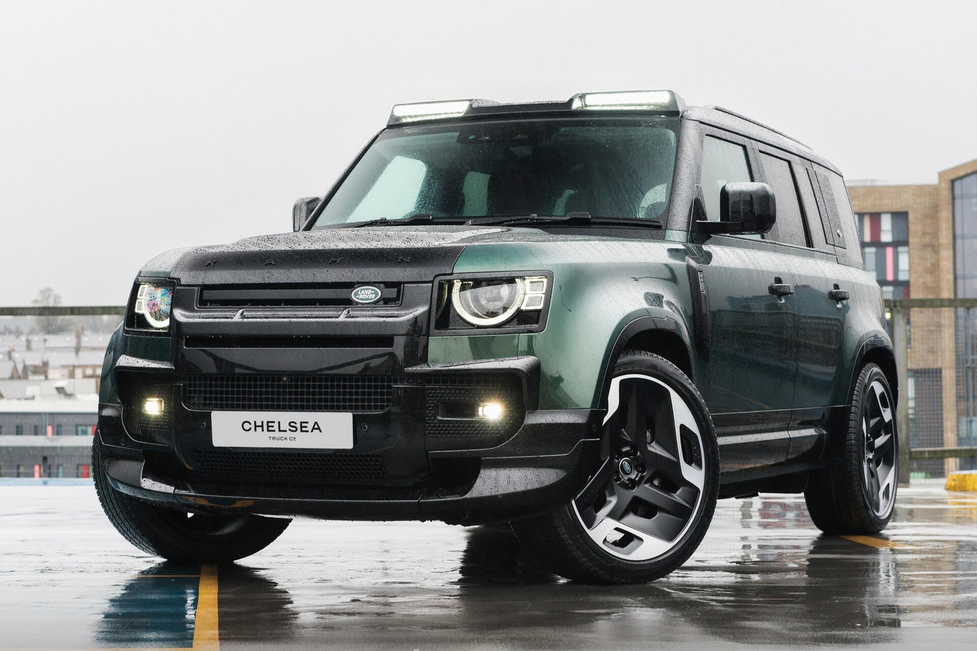 Land Rover Defender 110 P425 V8 X