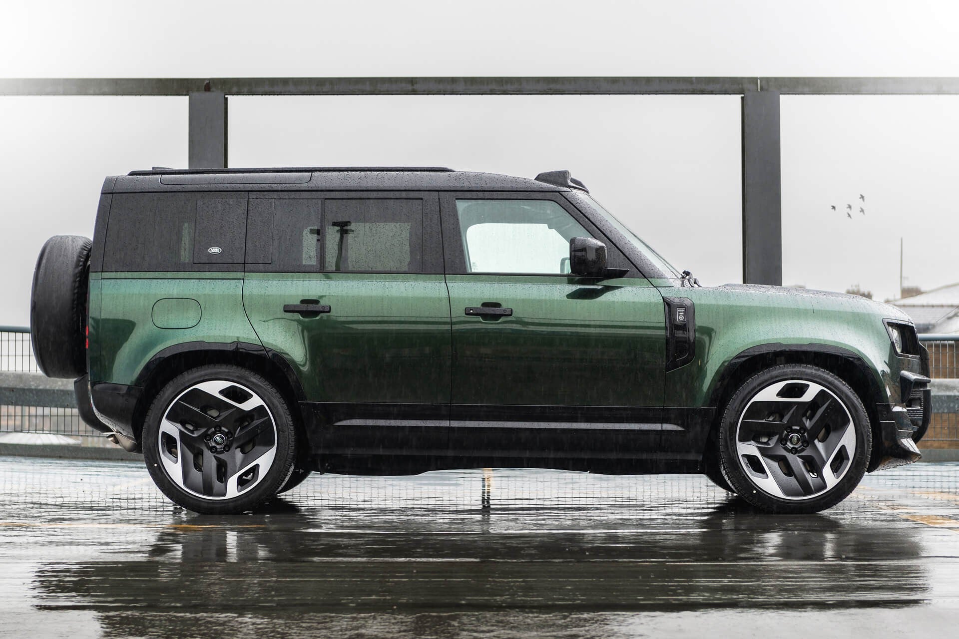 Land Rover Defender 110 P425 V8 X