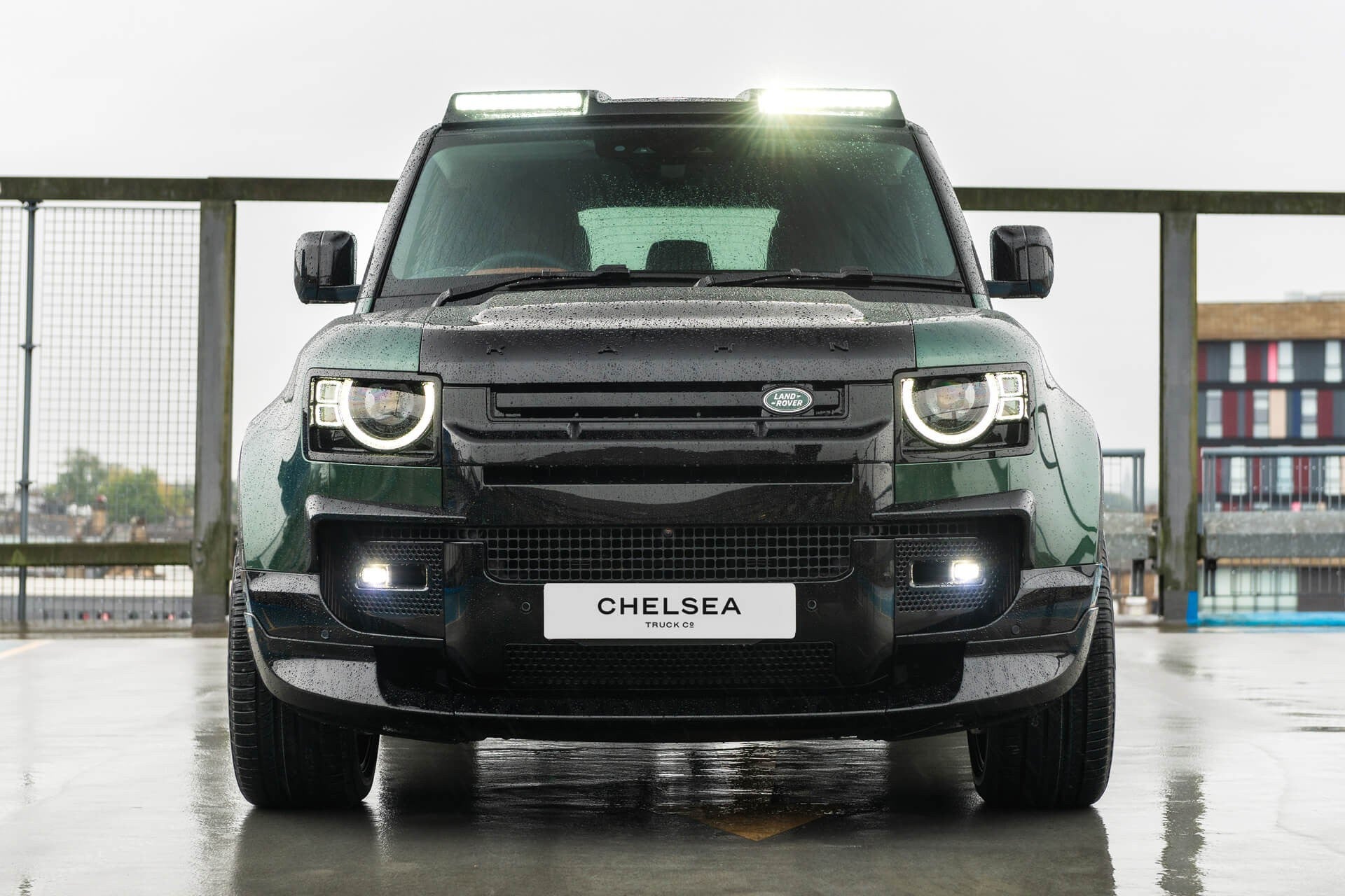 Land Rover Defender 110 P425 V8 X