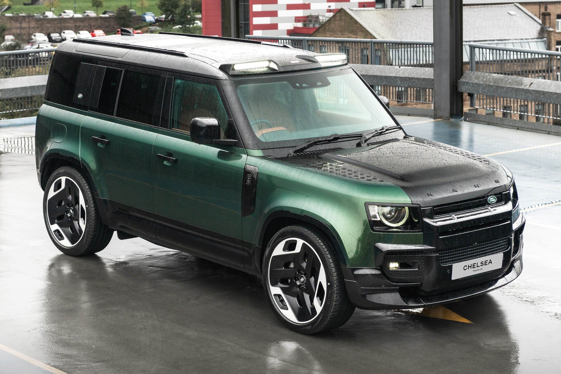Land Rover Defender 110 P425 V8 X