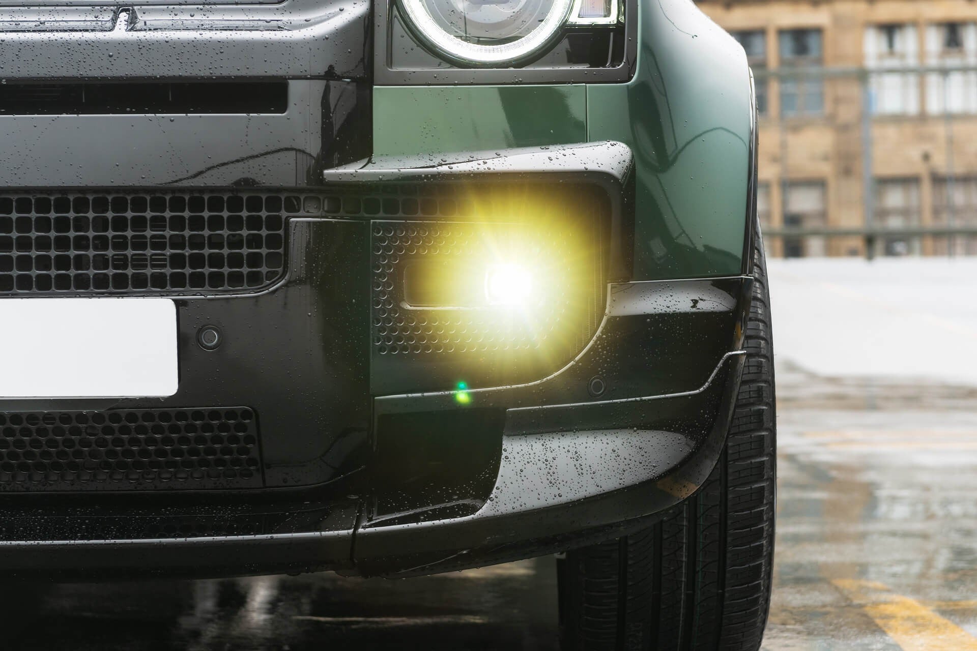 Land Rover Defender 110 P425 V8 X