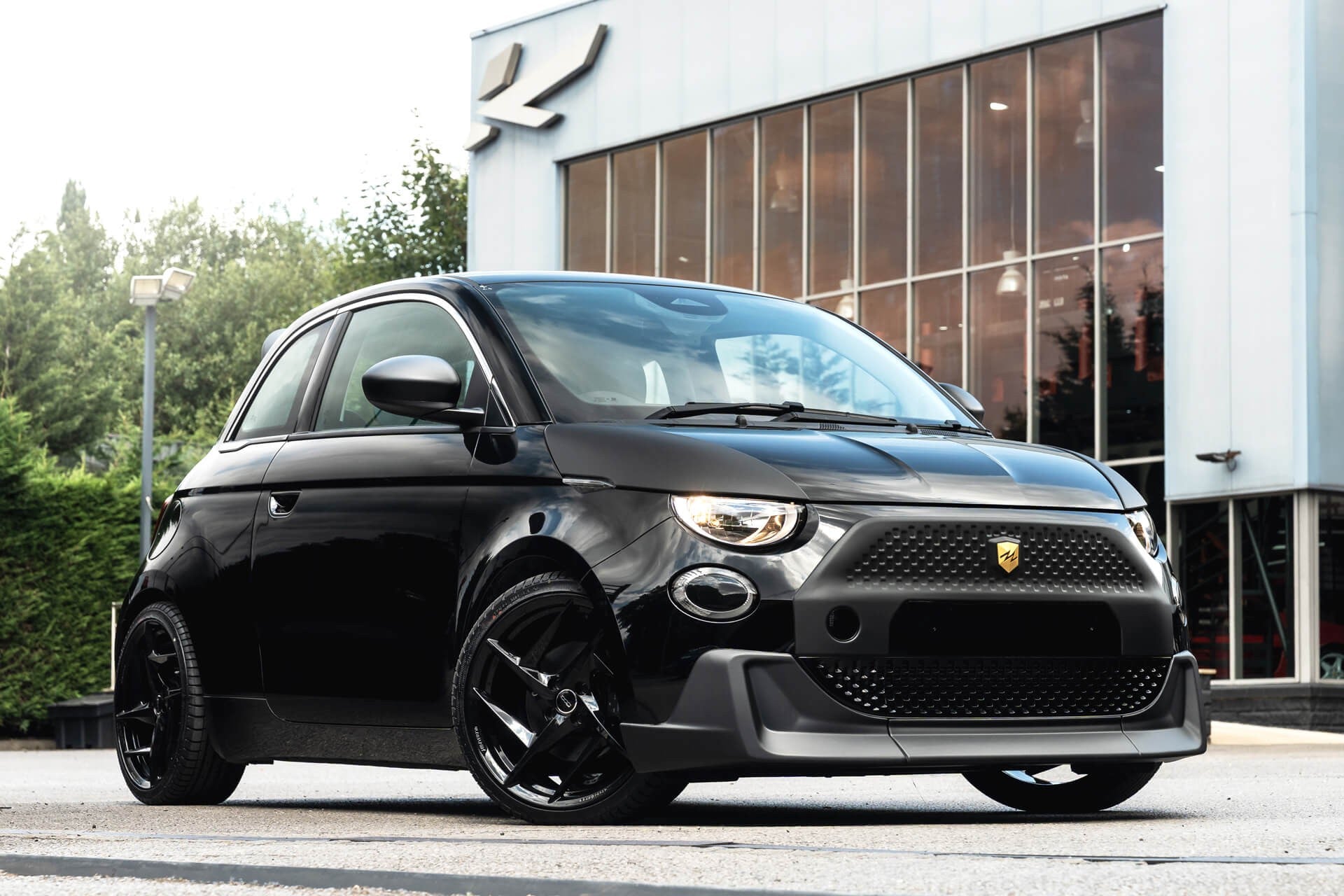 Fiat 500e 42kWh RED Designio by KAHN®