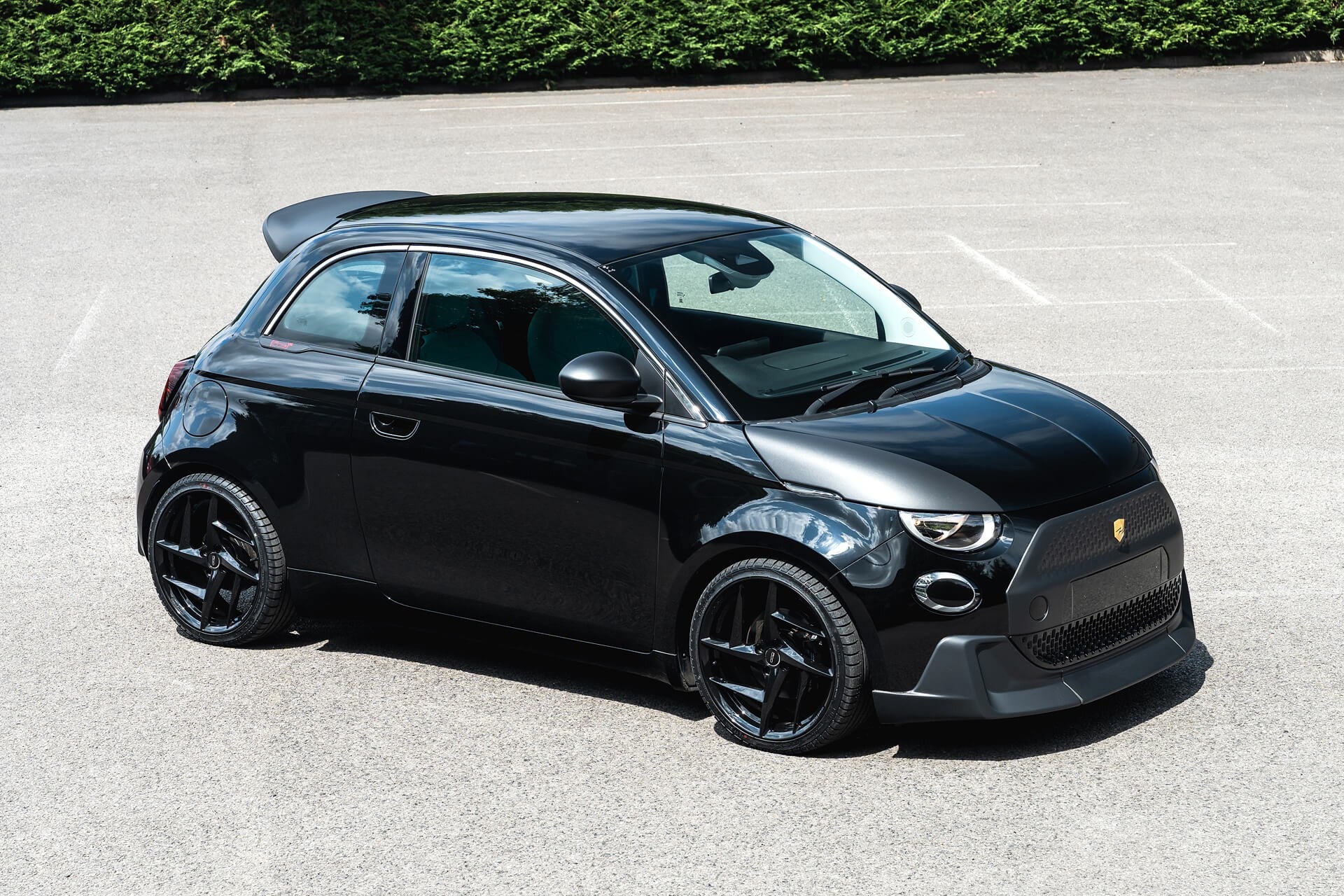 Fiat 500e 42kWh RED Designio by KAHN®