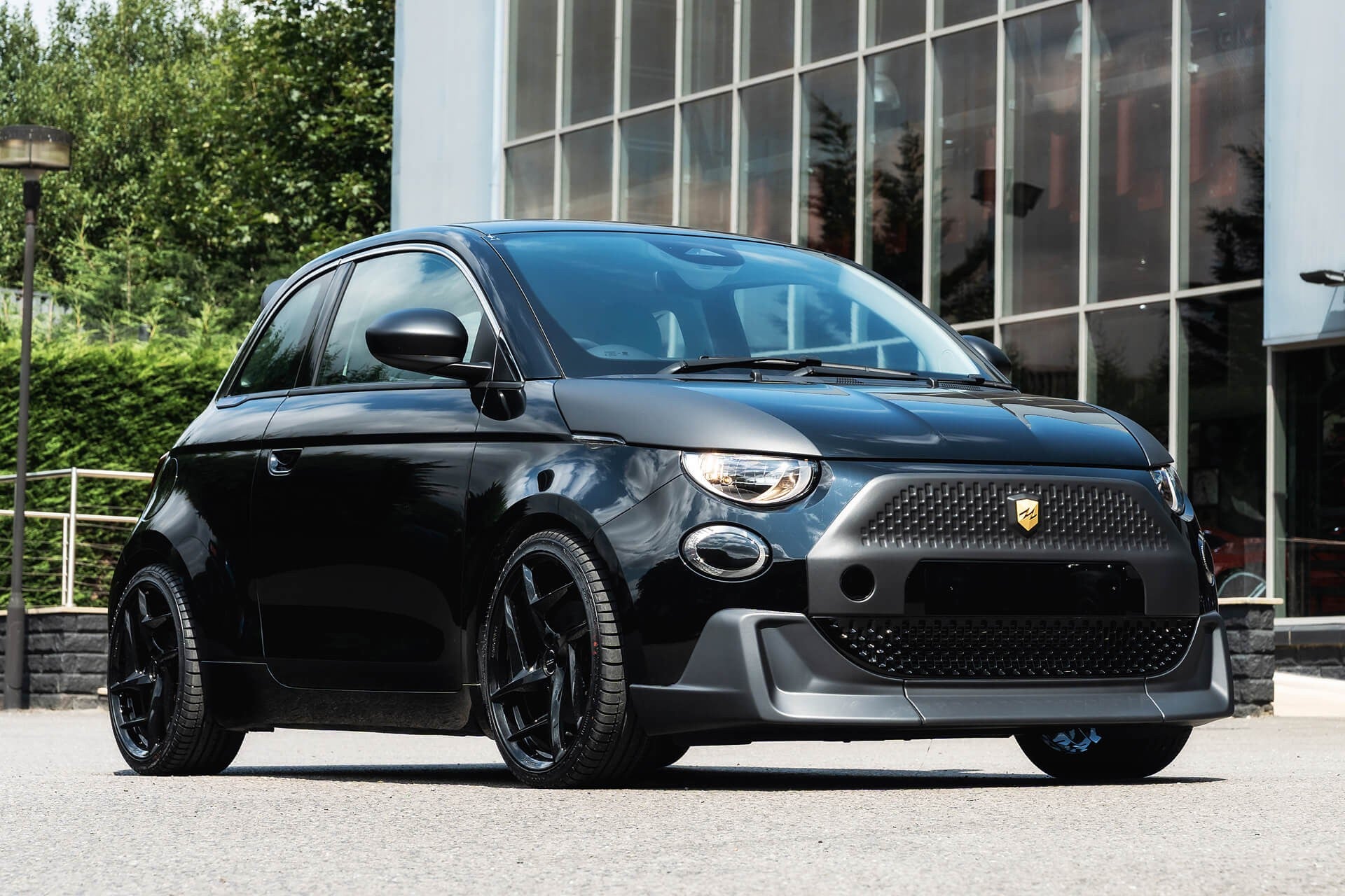 Fiat 500e 42kWh RED Designio by KAHN®