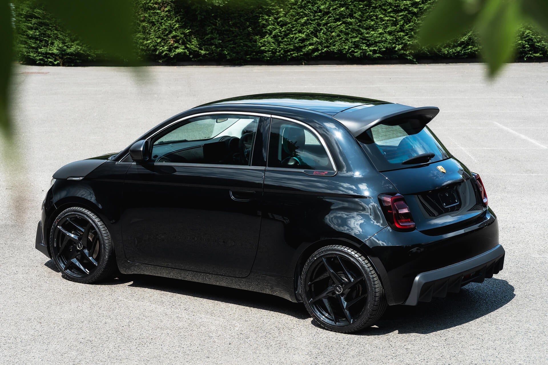 Fiat 500e 42kWh RED Designio by KAHN®
