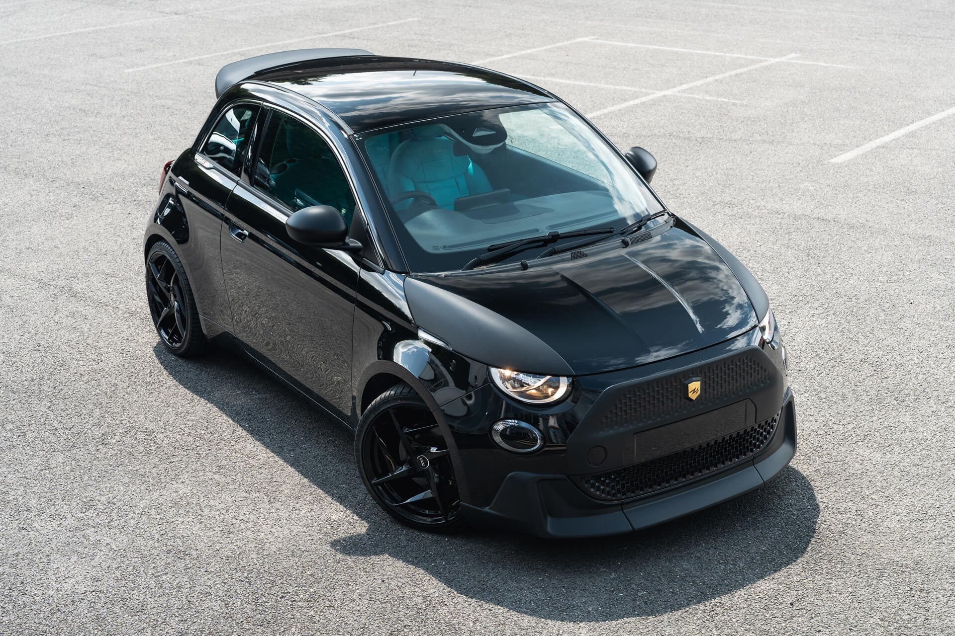 Fiat 500e 42kWh RED Designio by KAHN®