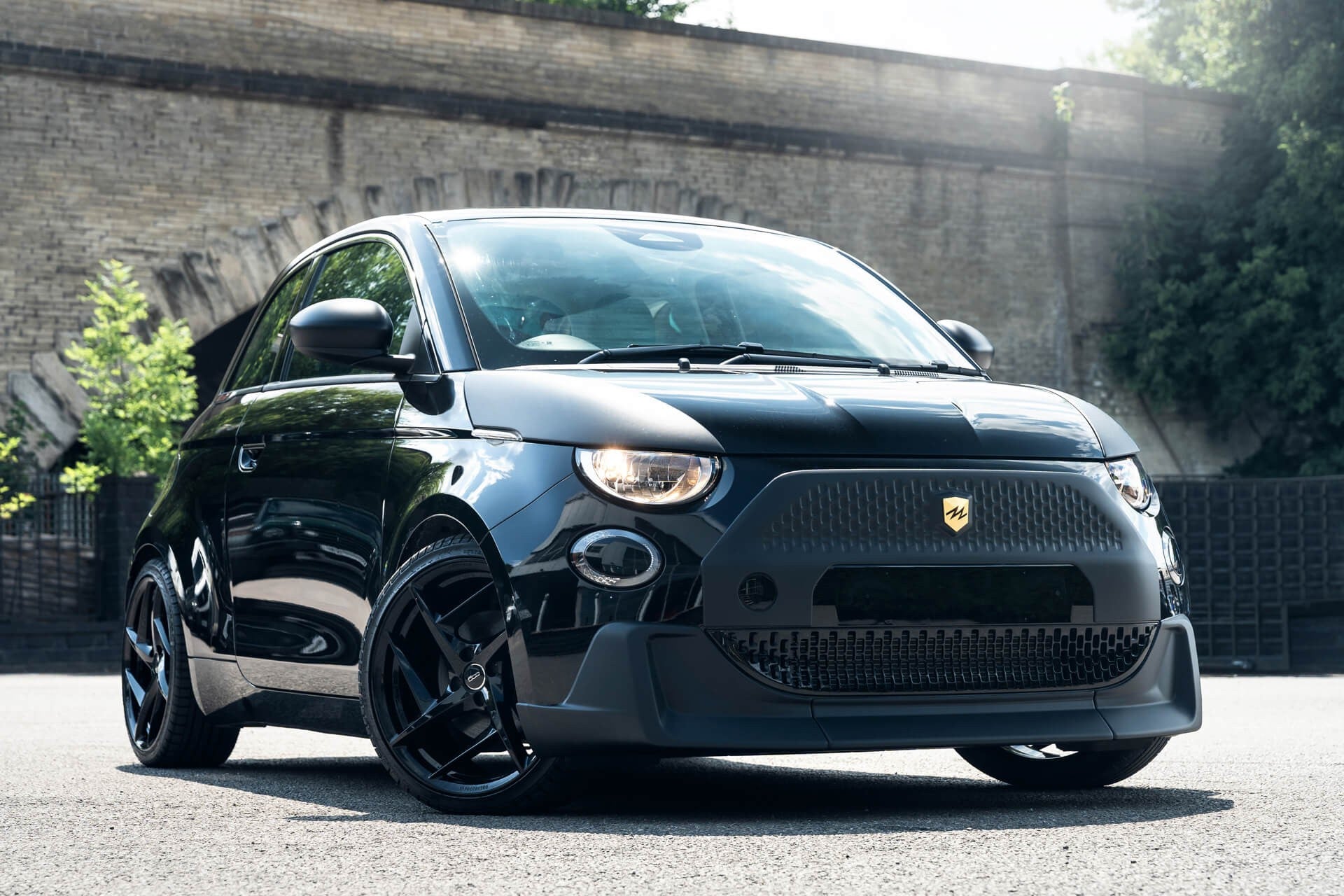 Fiat 500e 42kWh RED Designio by KAHN®