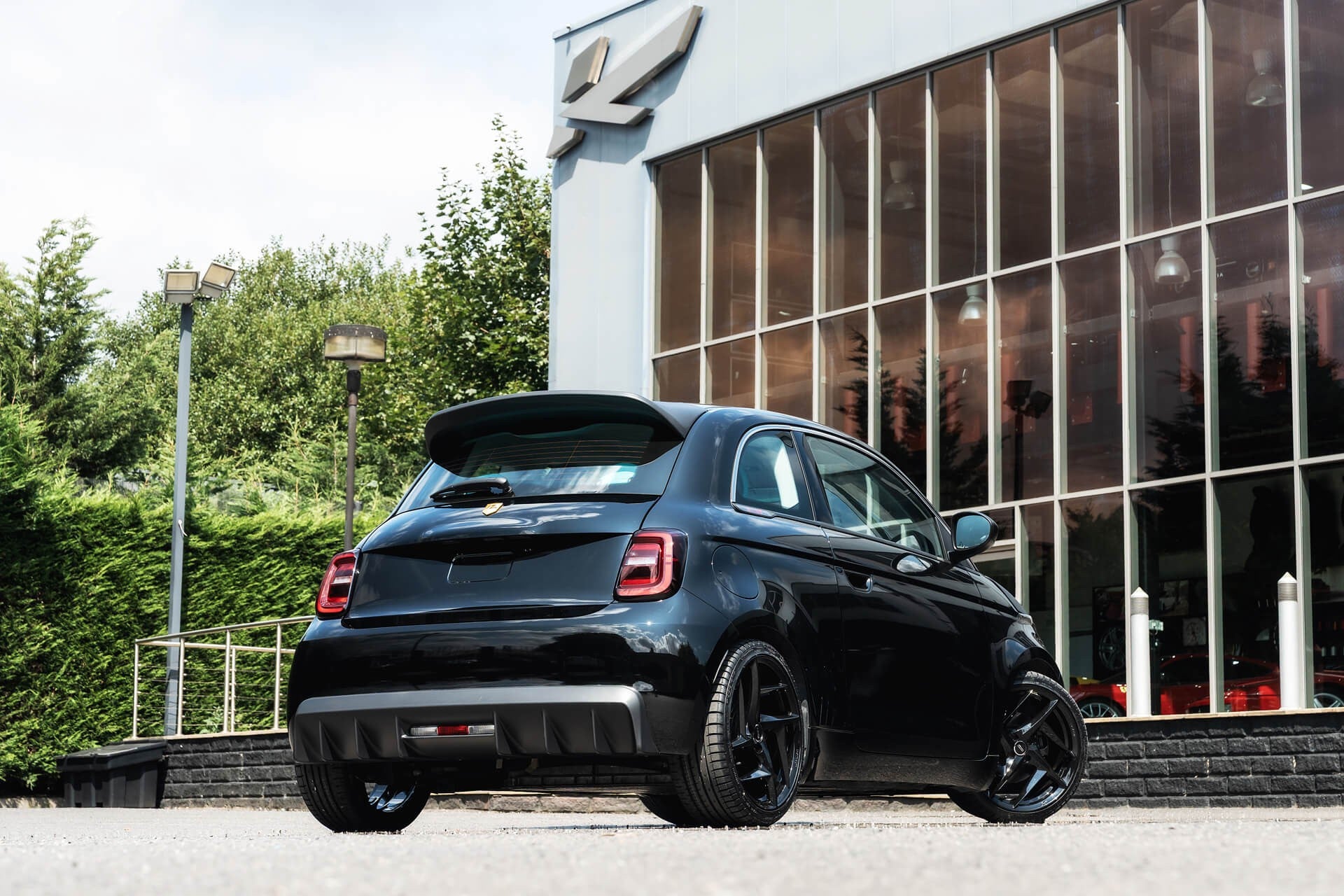 Fiat 500e 42kWh RED Designio by KAHN®