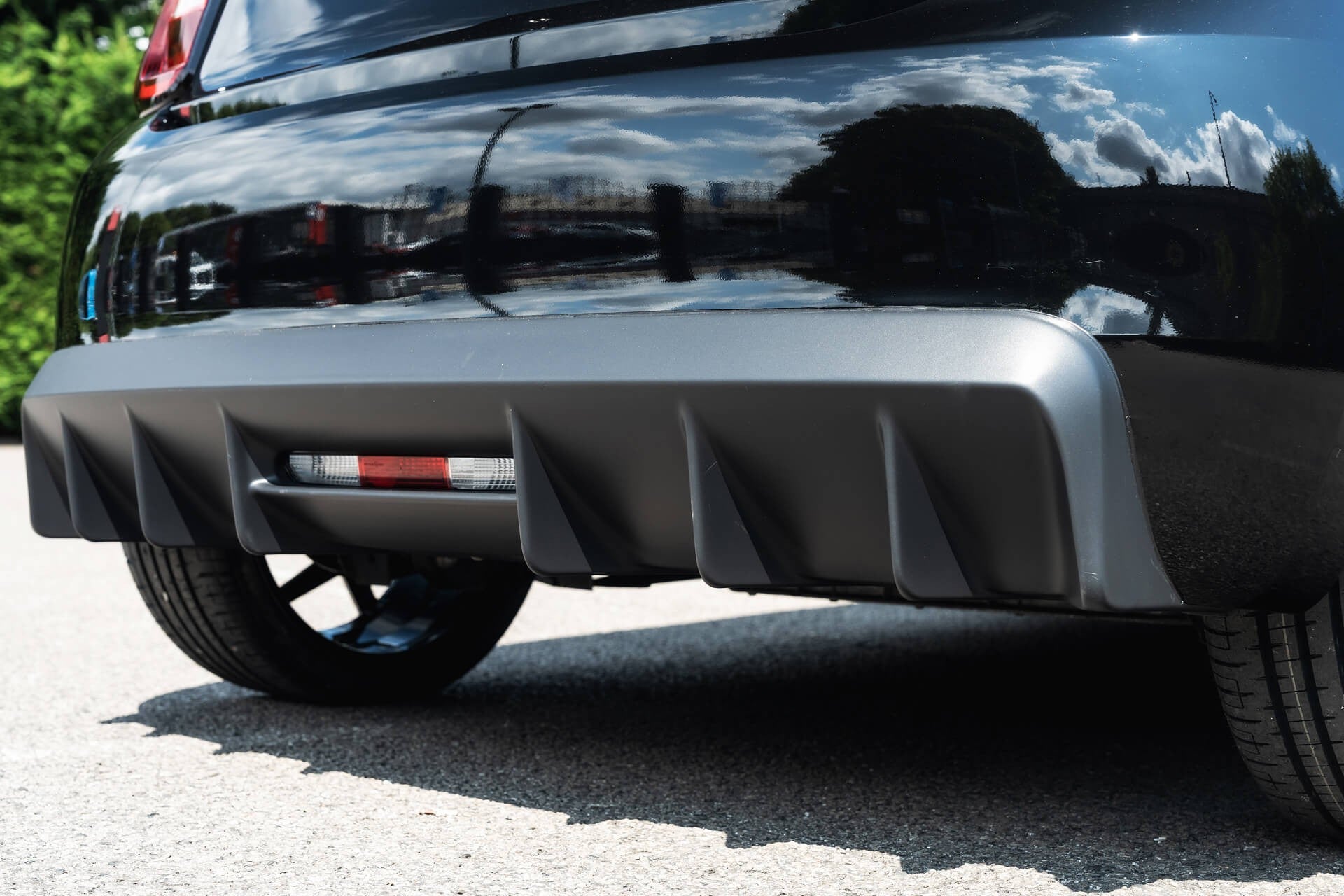 Fiat 500e 42kWh RED Designio by KAHN®