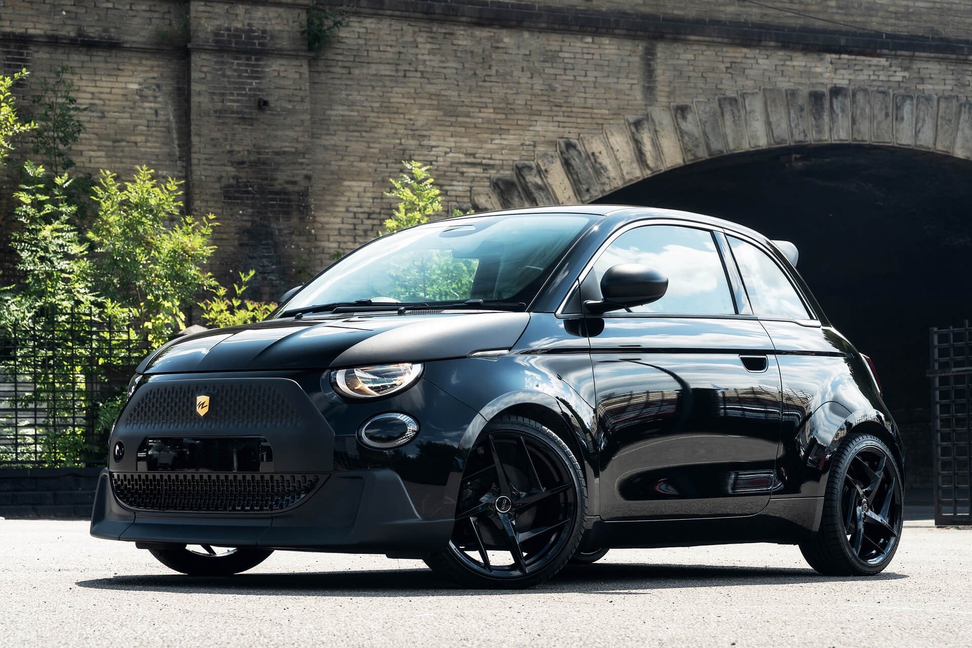 Fiat 500e 42kWh RED Designio by KAHN®