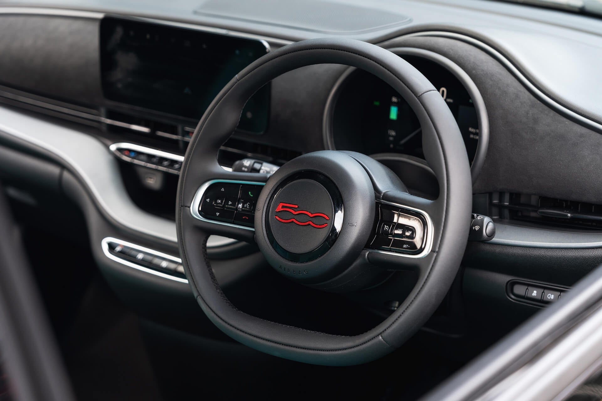 Fiat 500e 42kWh RED Designio by KAHN®