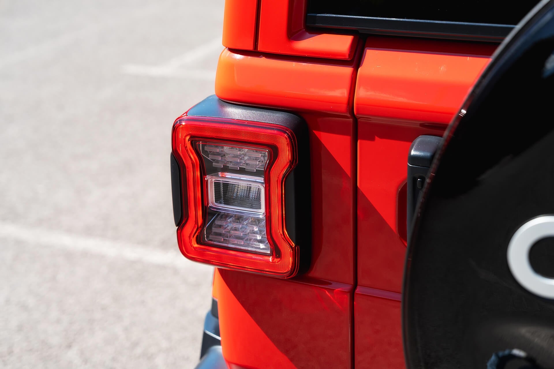 Jeep Wrangler 2.0 GME Sahara Unlimited - Open Sky Roof