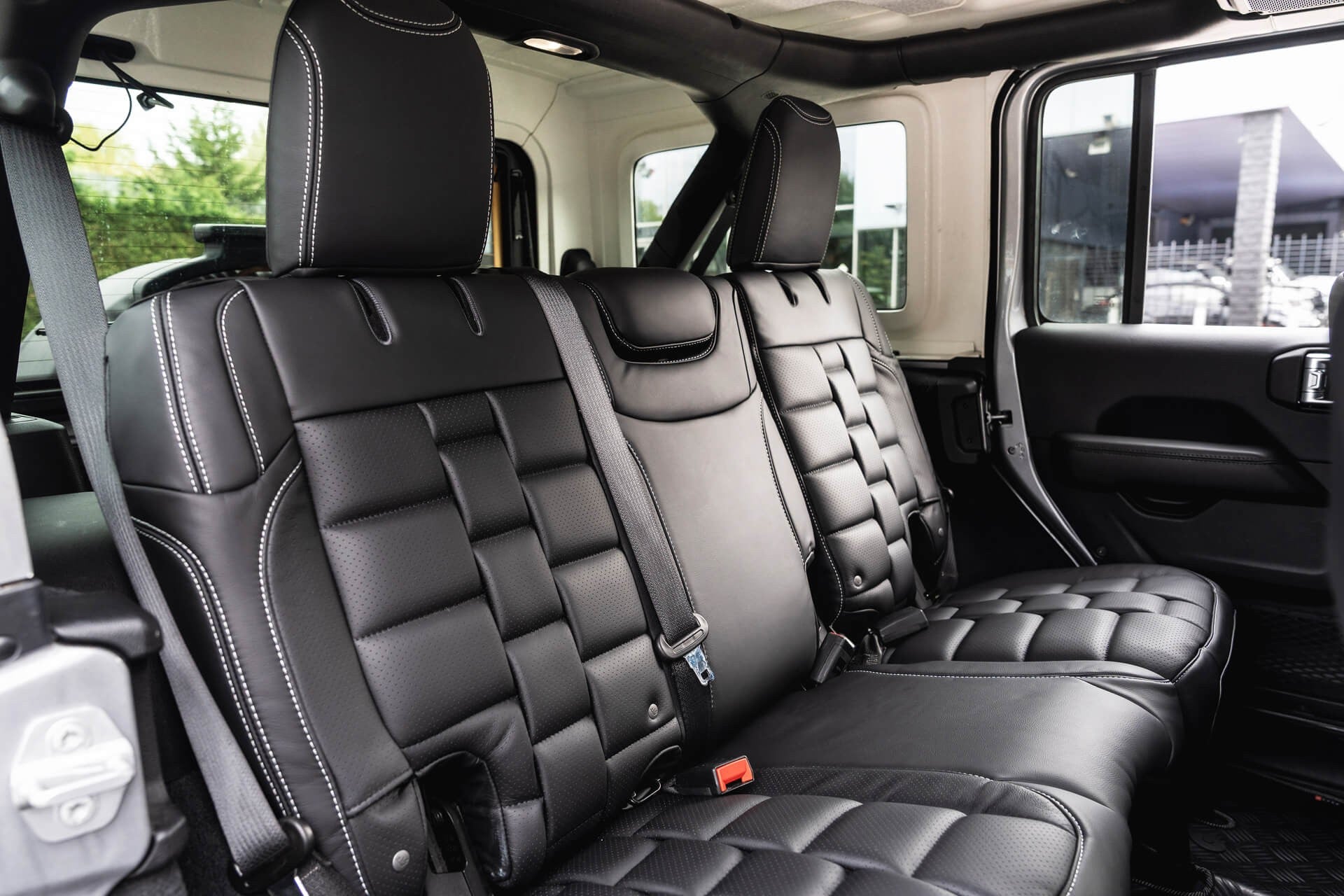 Jeep Wrangler 2.0 GME Rubicon Gallery Image