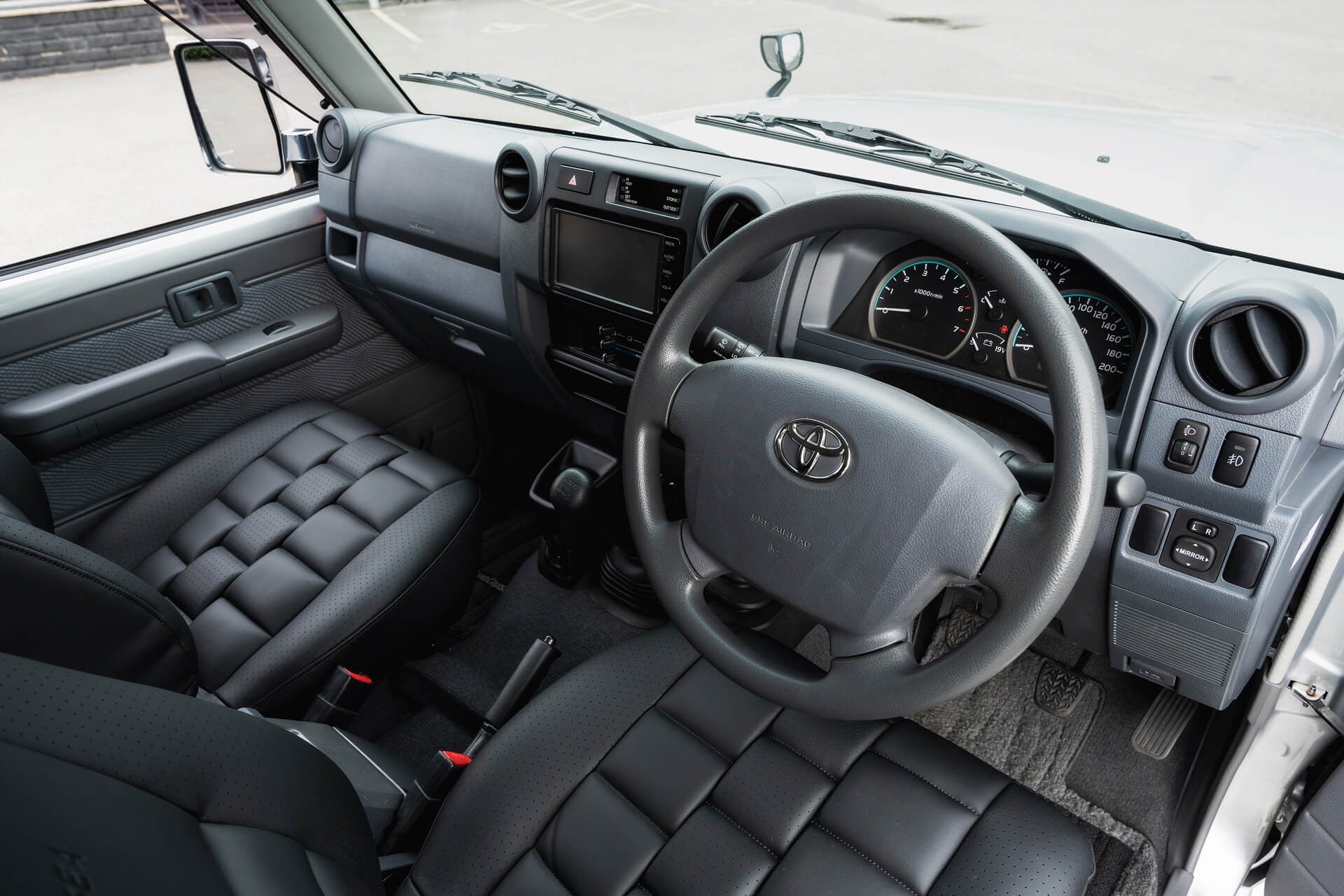 Toyota Land Cruiser 70 Series Gallery Image
