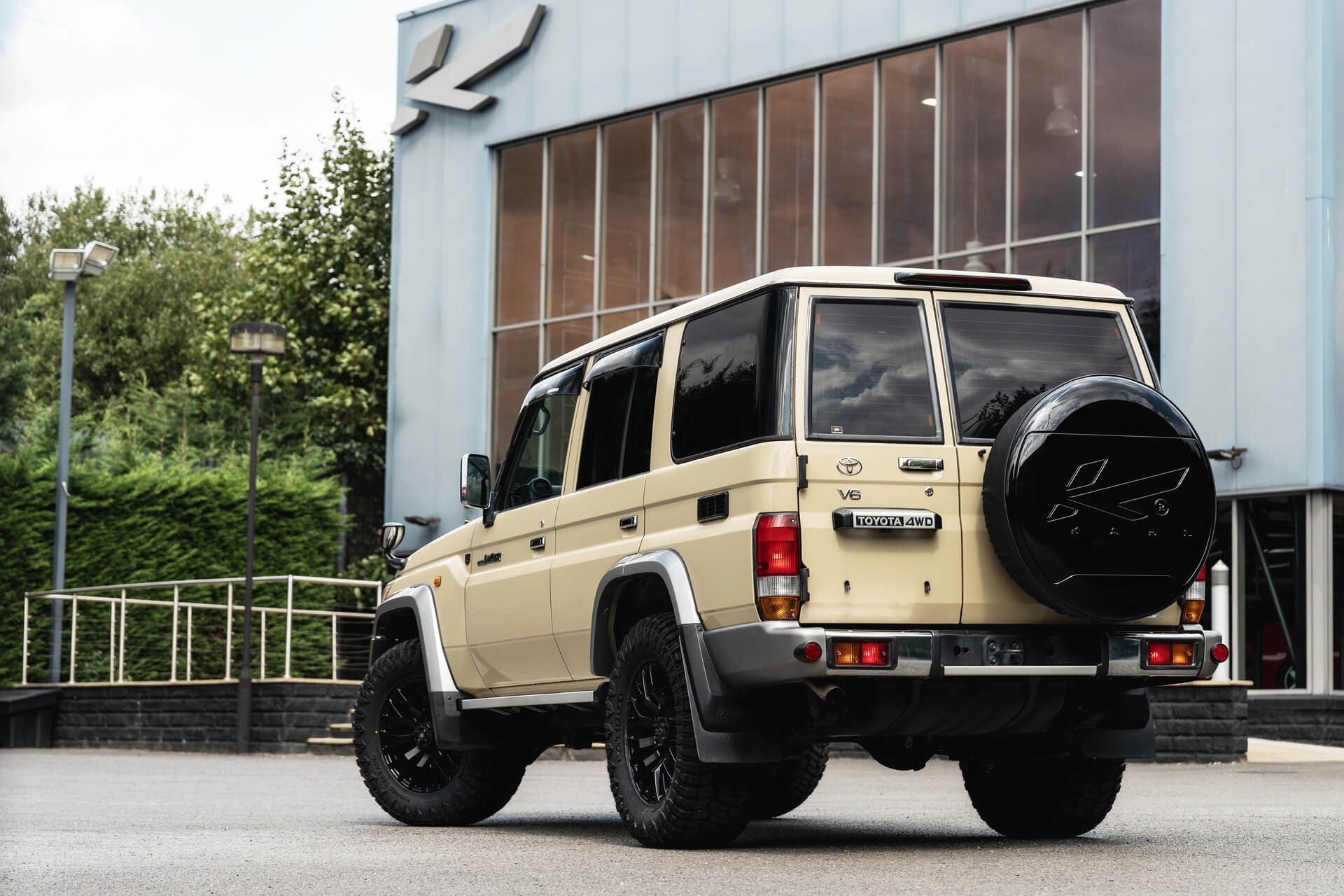 Toyota Land Cruiser 70 Series