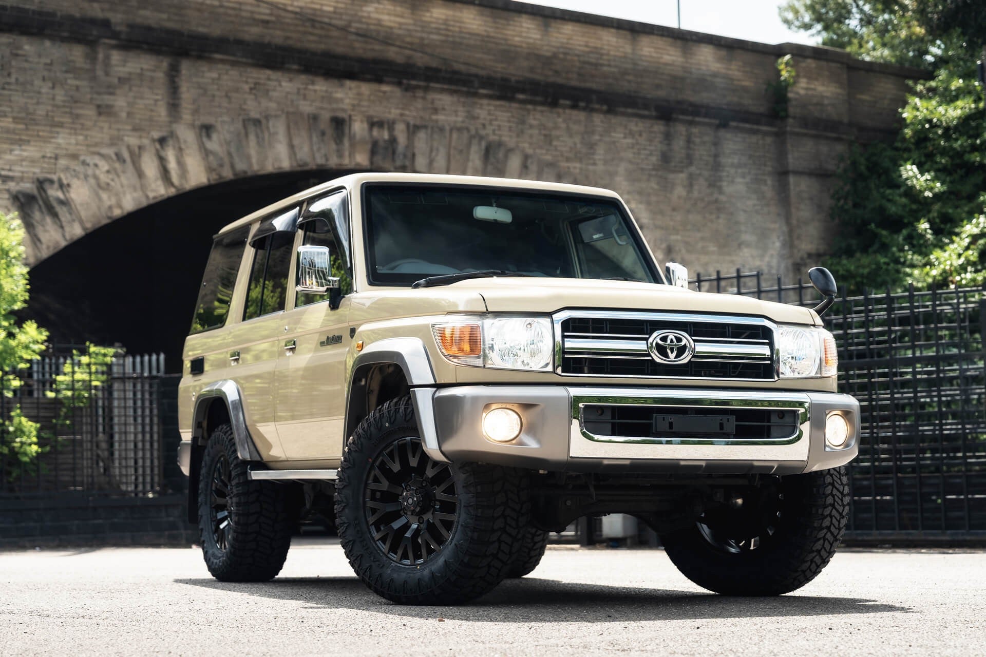 Toyota Land Cruiser 70 Series