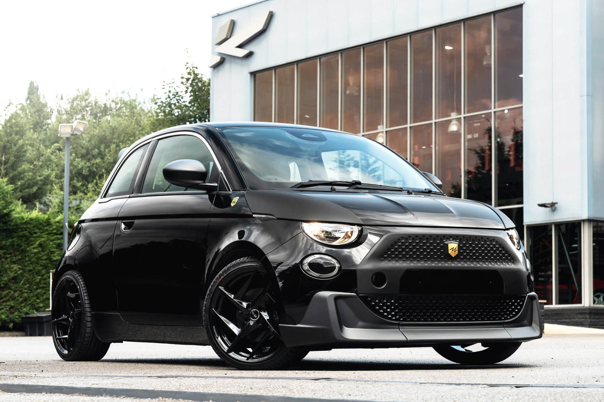 Fiat 500e 42kWh RED Designio by KAHN®