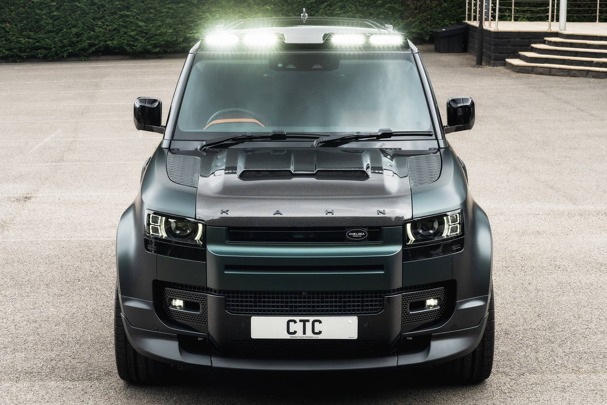 Land Rover Defender 130 P300 HSE (8 Seater) Gallery Image