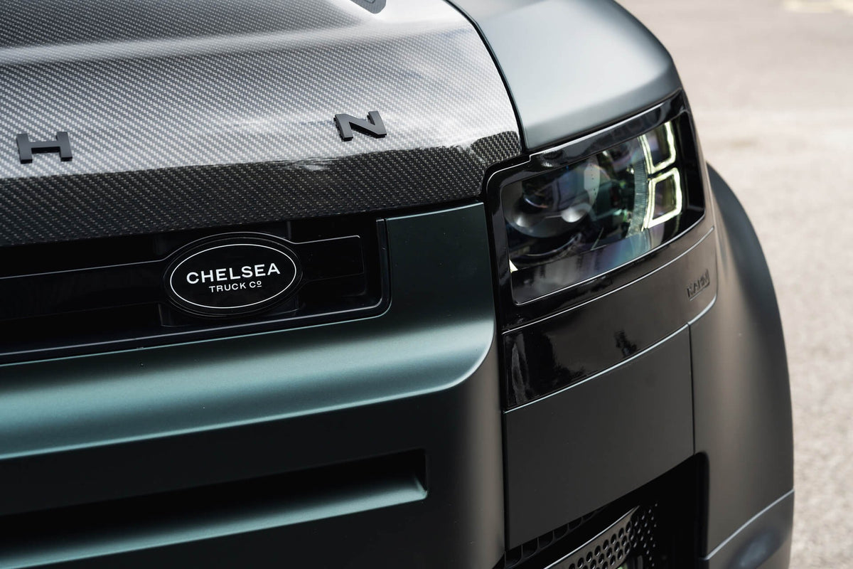 Land Rover Defender 130 P300 HSE (8 Seater) Gallery Image