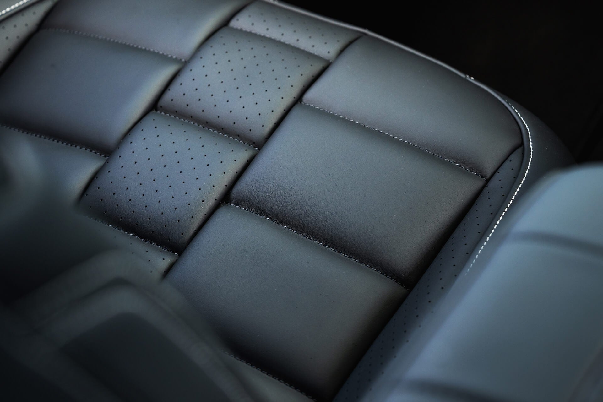 Jeep Wrangler 2.0 GME Rubicon Gallery Image