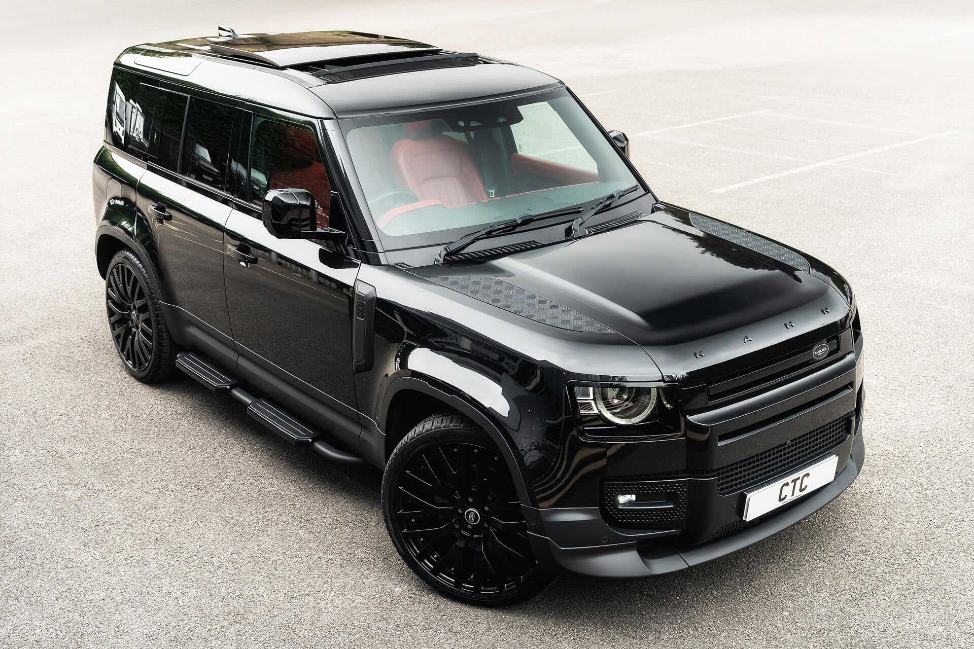 Land Rover Defender 110 D200 SE 7 Seater Gallery Image