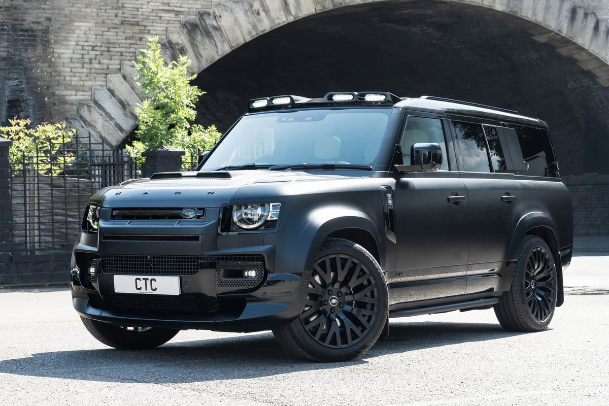 Land Rover Defender D350 X-Dynamic HSE (7 Seater) Gallery Image
