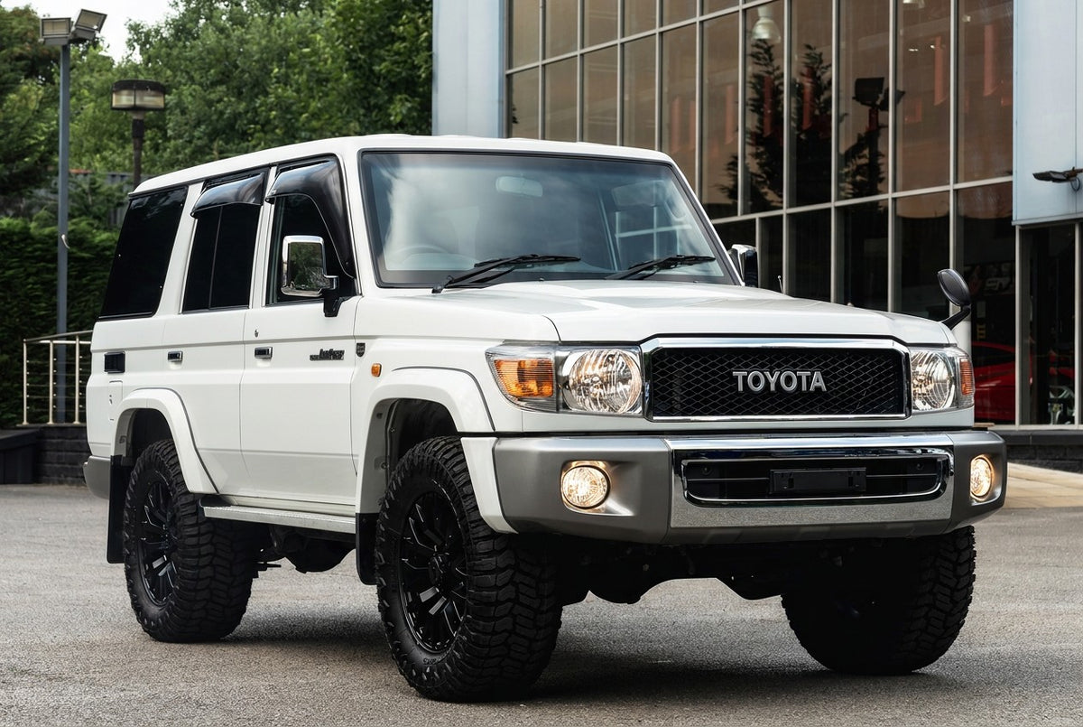 Toyota Land Cruiser 70 Series Gallery Image