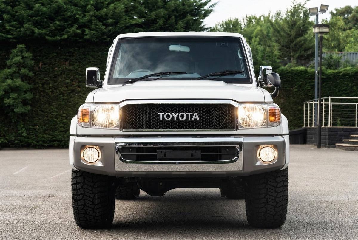Toyota Land Cruiser 70 Series Gallery Image