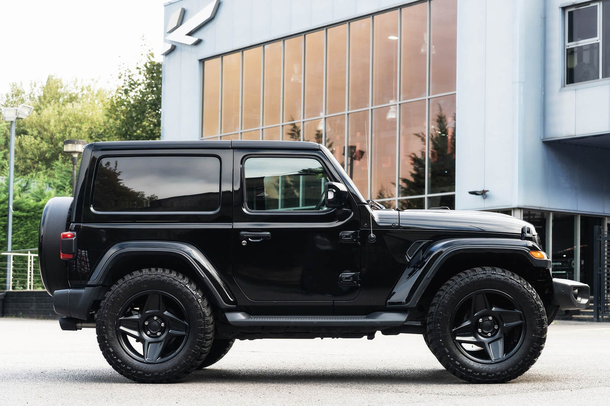 Jeep Wrangler 2.0 GME Overland Gallery Image