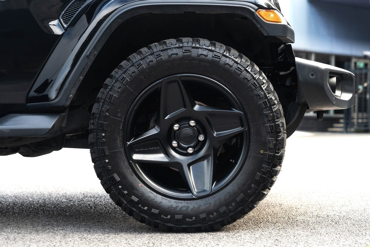 Jeep Wrangler 2.0 GME Overland Gallery Image