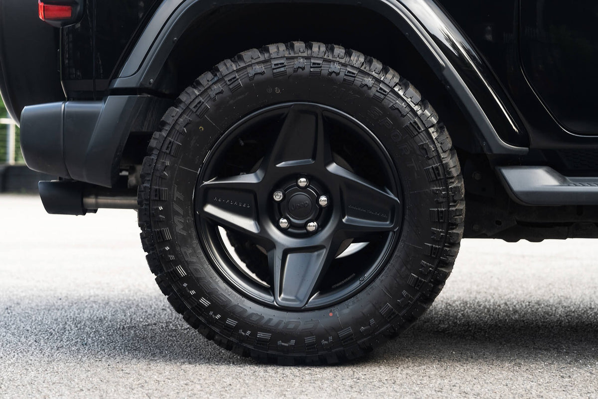 Jeep Wrangler 2.0 GME Overland Gallery Image