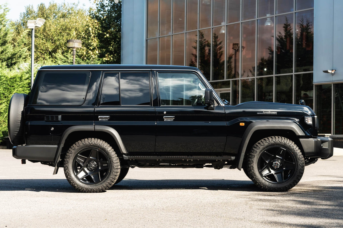 Toyota Land Cruiser 70 Series