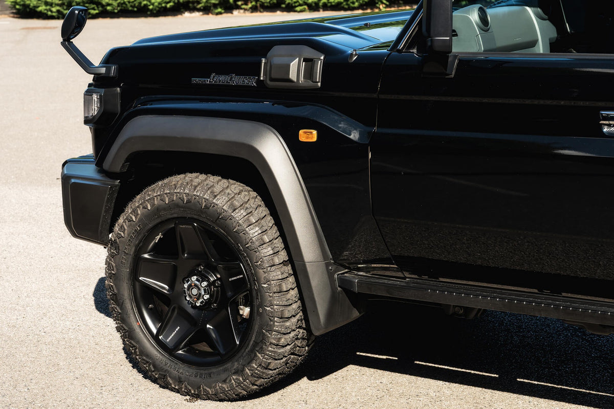 Toyota Land Cruiser 70 Series