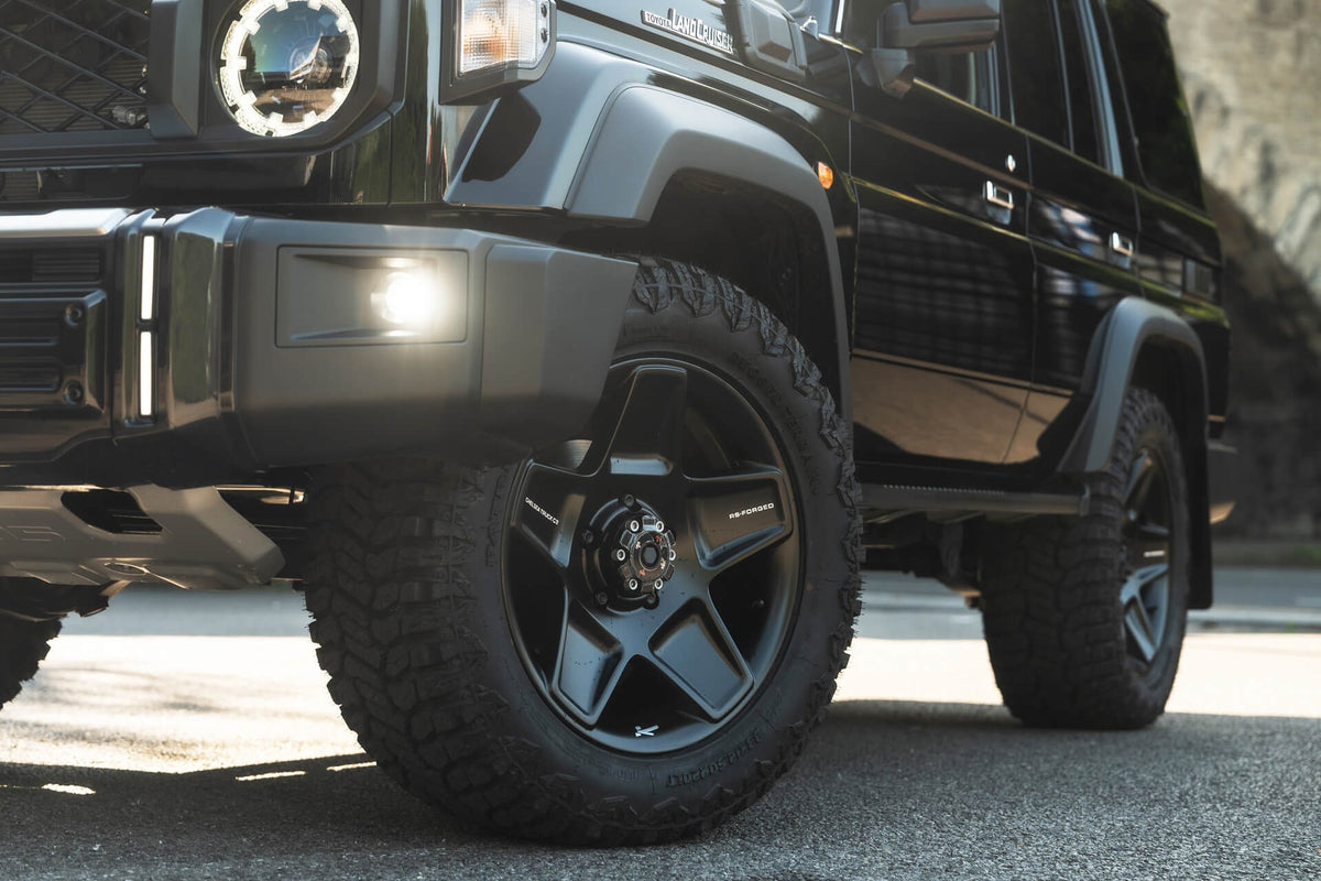 Toyota Land Cruiser 70 Series
