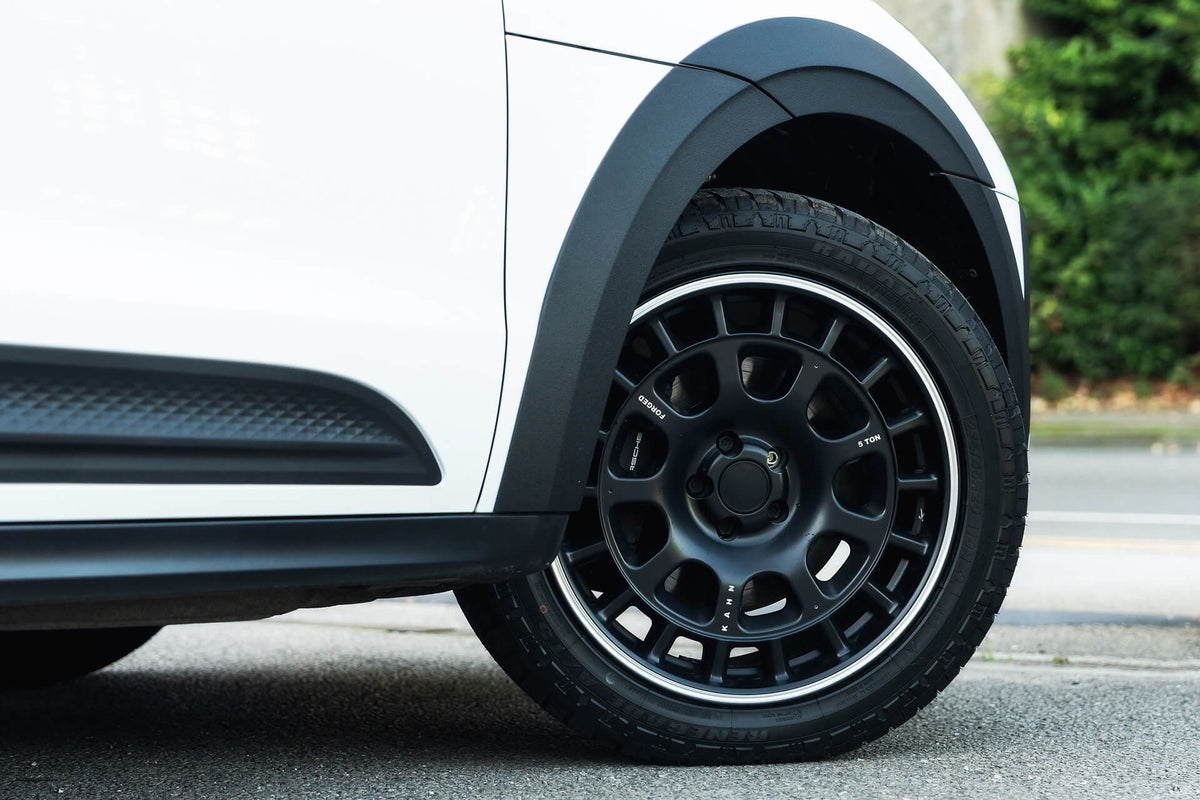 Porsche Macan Gallery Image