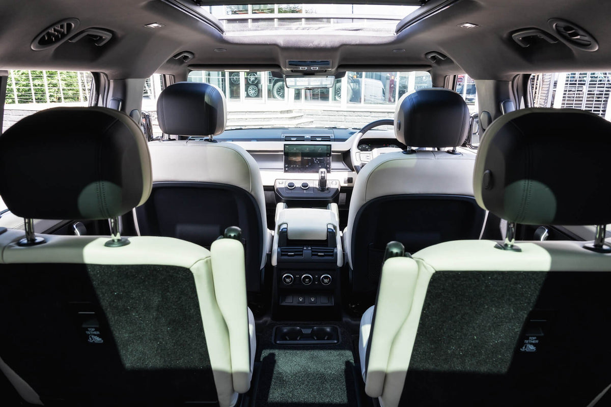 Land Rover Defender 130 D350 X-Dynamic HSE (7 Seater) Gallery Image