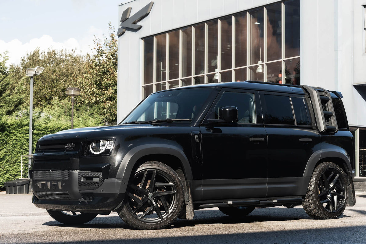 Land Rover Defender 110 P300 S (7 Seater) Gallery Image