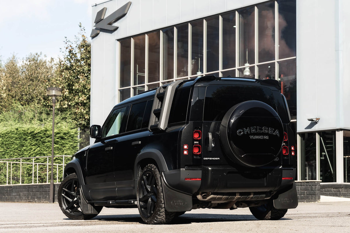 Land Rover Defender 110 P300 S (7 Seater) Gallery Image