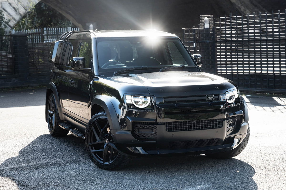 Land Rover Defender 110 P300 S (7 Seater) Gallery Image