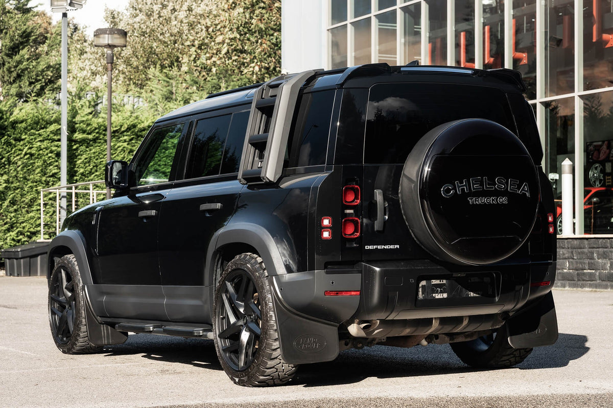 Land Rover Defender 110 P300 S (7 Seater) Gallery Image