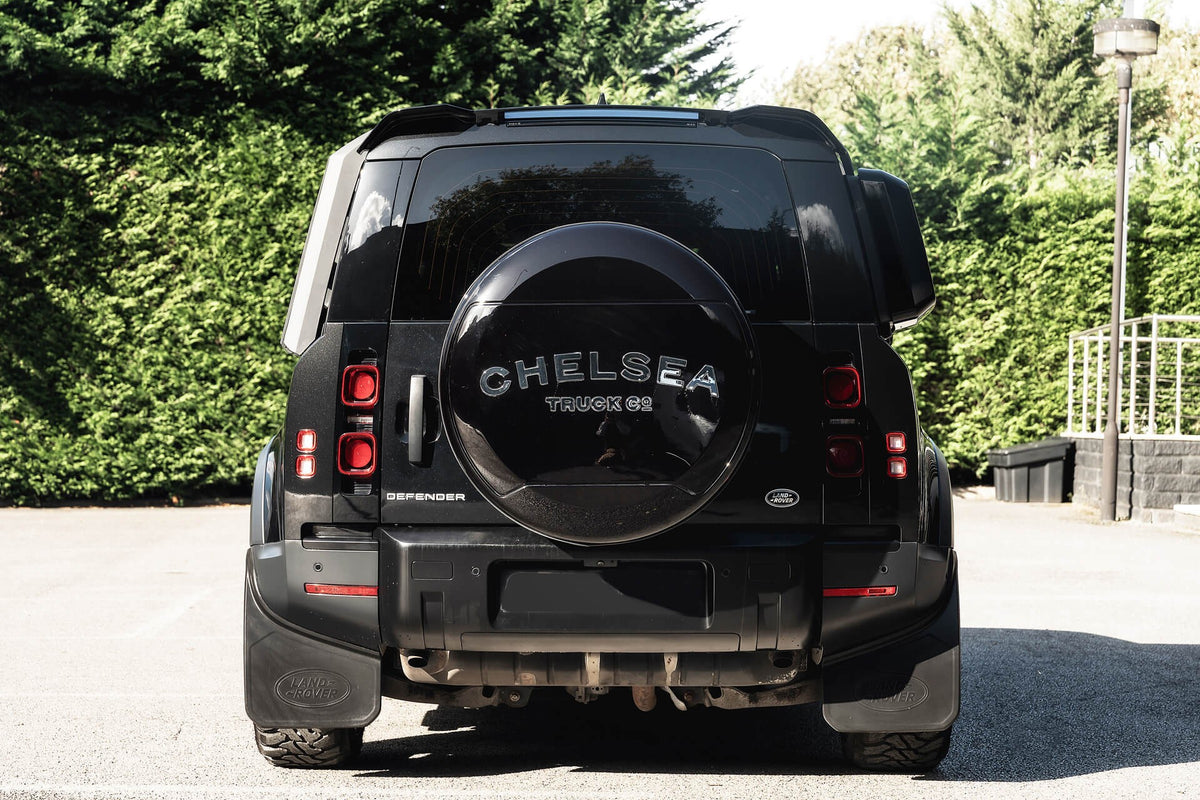 Land Rover Defender 110 P300 S (7 Seater) Gallery Image