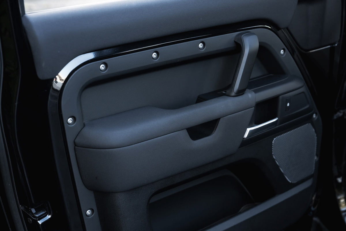 Land Rover Defender 110 P300 S (7 Seater) Gallery Image