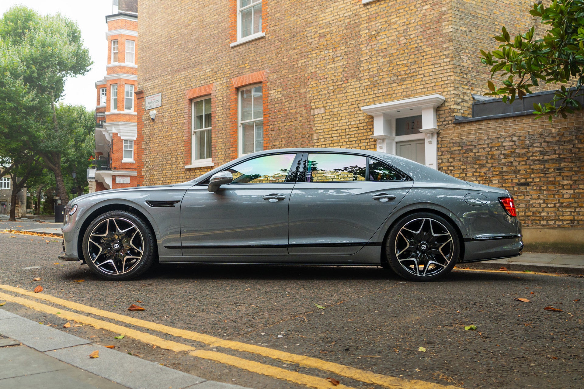 Bentley Flying Spur Carbon Edition