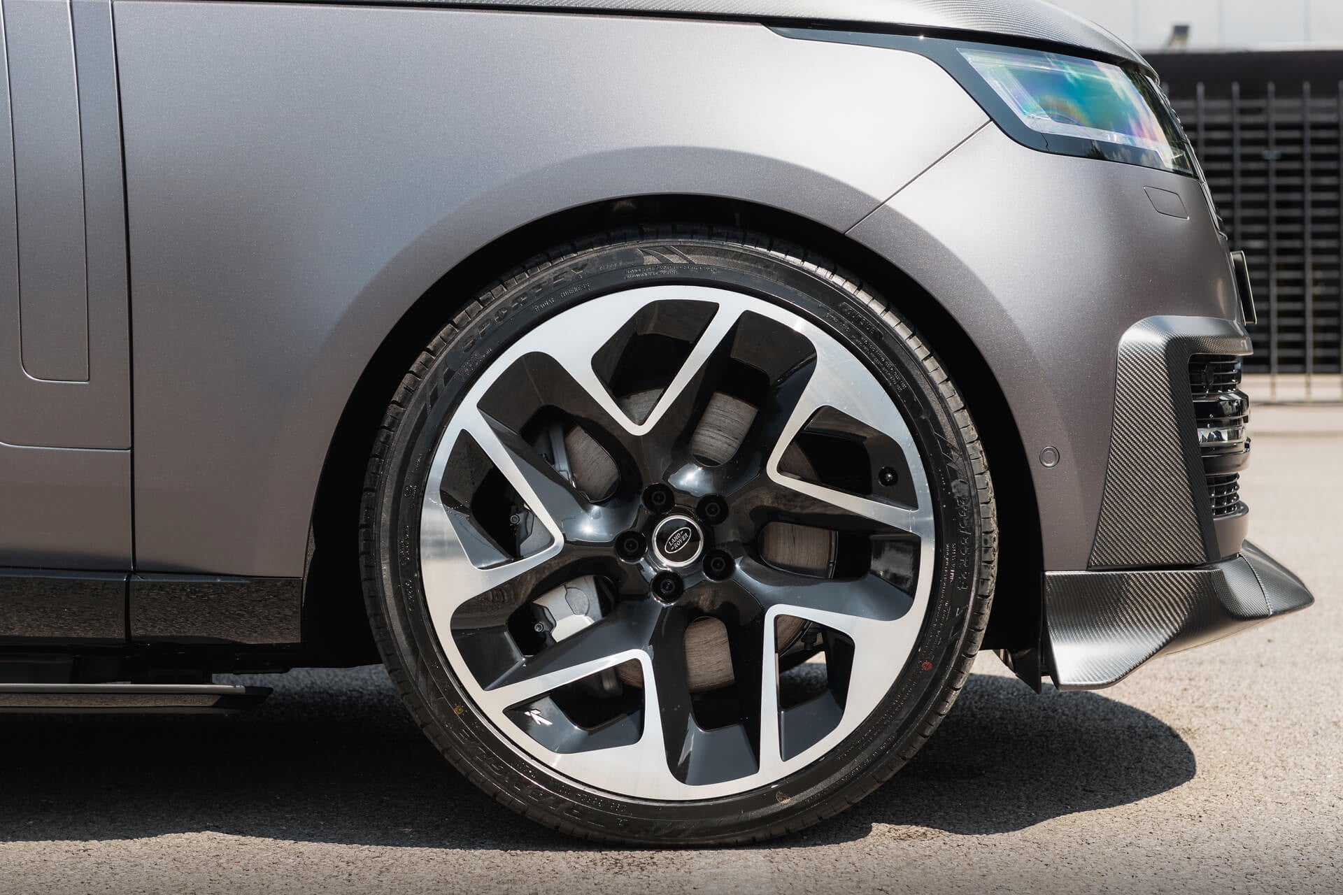 Range Rover P615 4.4 V8 SV