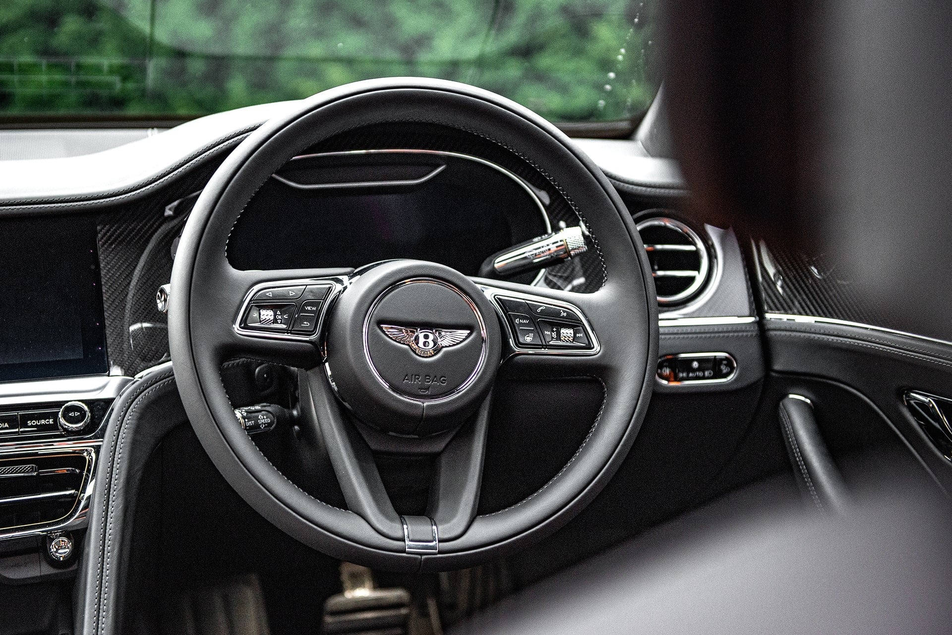 Bentley Flying Spur Carbon Edition